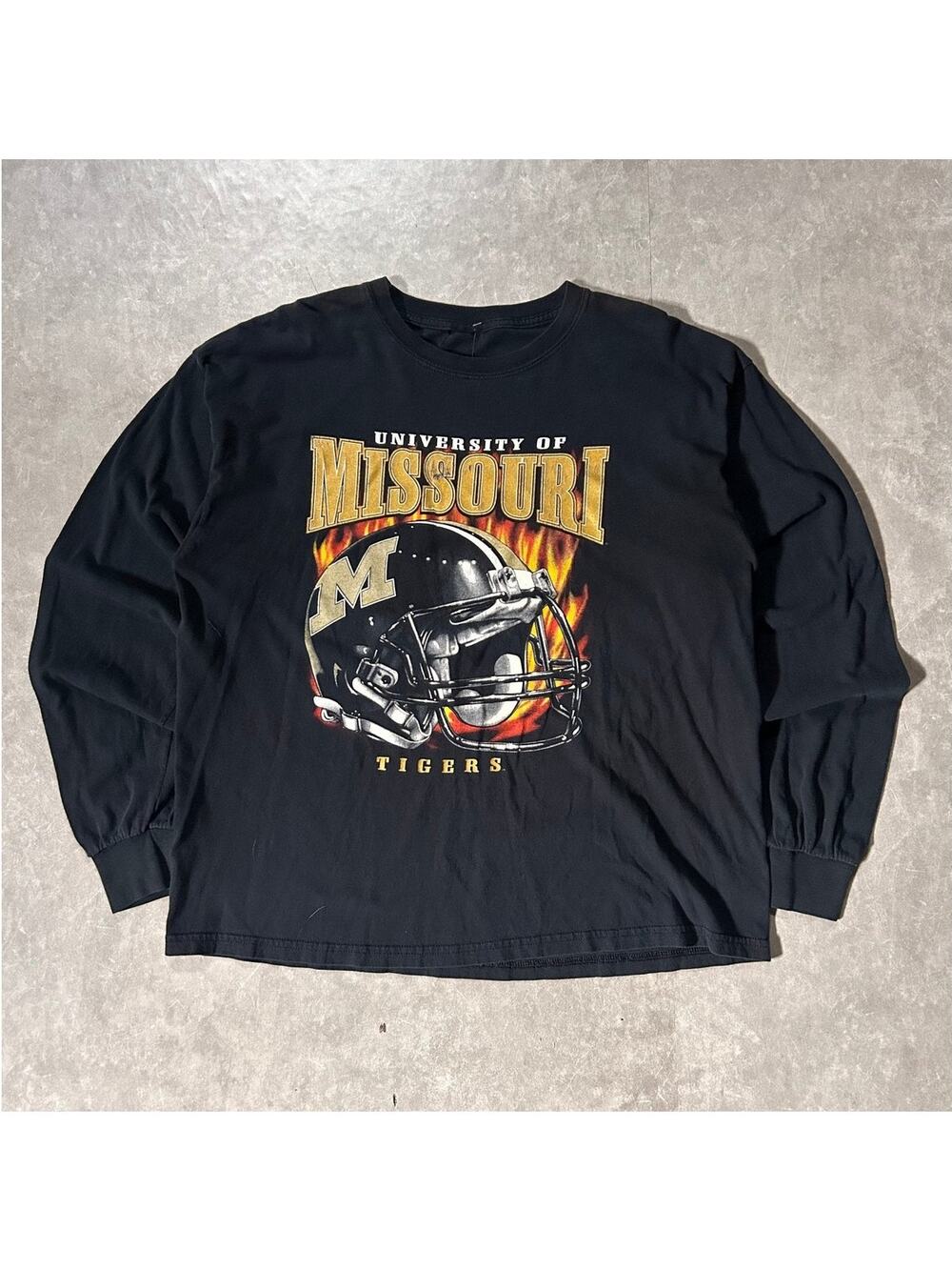 2000's Vintage Missouri Tigers Flame Black Long Sleeve -L